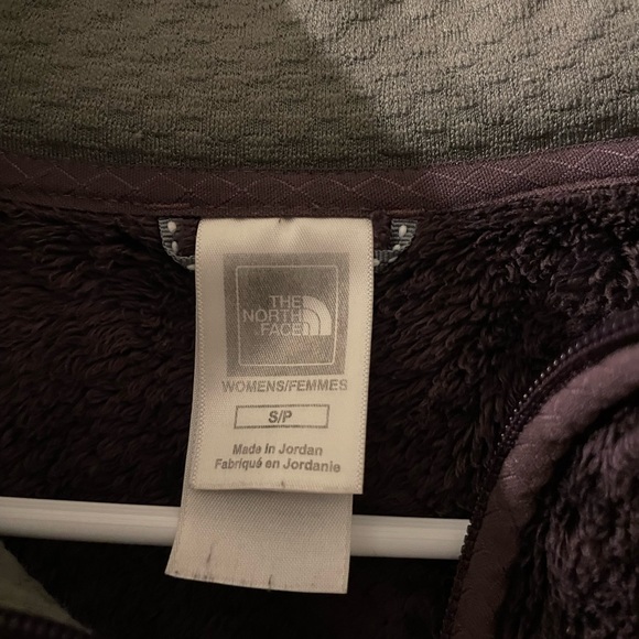 North Face Sweater - Picture 4 of 4